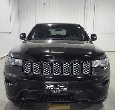 2020 Jeep Grand Cherokee, $18995. Photo 3