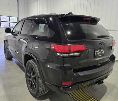 2020 Jeep Grand Cherokee, $18995. Photo 6
