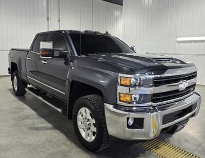 2019 Chevrolet 2500 Crew Cab, $36495. Photo 4
