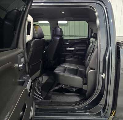 2019 Chevrolet 2500 Crew Cab, $36495. Photo 8