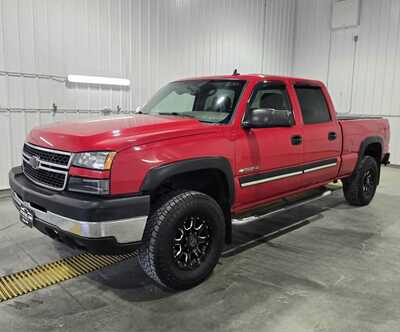 2007 Chevrolet 2500 Crew Cab, $8995. Photo 1