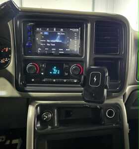 2007 Chevrolet 2500 Crew Cab, $8995. Photo 10
