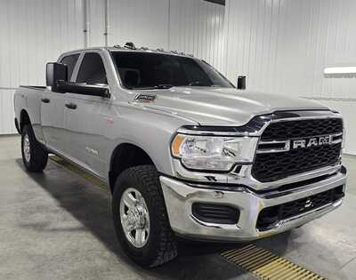 2021 RAM 2500 Crew Cab, $24495. Photo 4