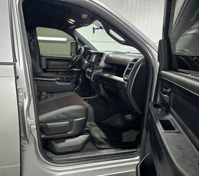2021 RAM 2500 Crew Cab, $24495. Photo 9