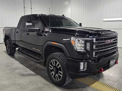 2021 GMC 3500 Crew Cab, $48995. Photo 4