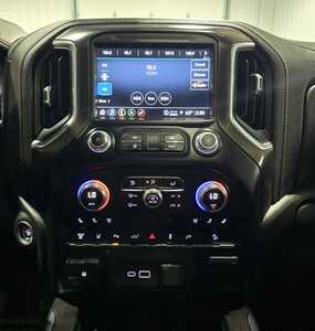 2021 GMC 3500 Crew Cab, $48995. Photo 11