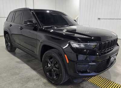 2024 Jeep Grand Cherokee, $36995. Photo 4