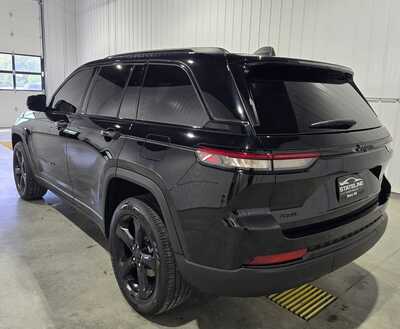 2024 Jeep Grand Cherokee, $36995. Photo 6