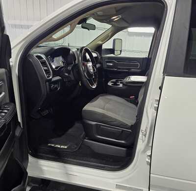 2019 RAM 3500 Crew Cab, $38495. Photo 7