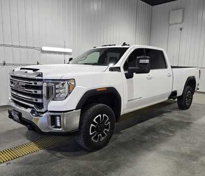 2020 GMC 3500 Crew Cab, $30995. Photo 2