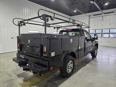 2021 Chevrolet 2500 Crew Cab, $25995. Photo 5