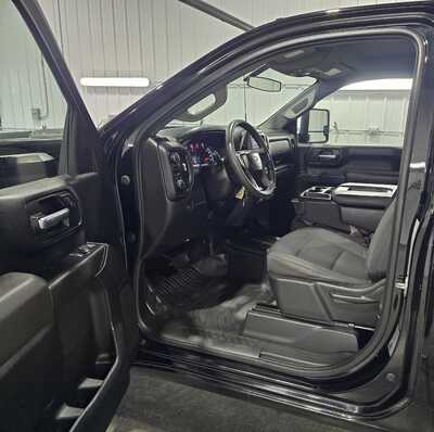 2021 Chevrolet 2500 Crew Cab, $25995. Photo 7