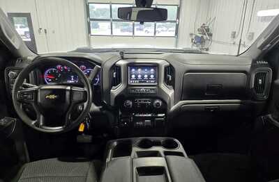 2021 Chevrolet 3500 Crew Cab, $31495. Photo 10
