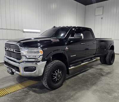 2019 RAM 3500 Crew Cab, $38995. Photo 2