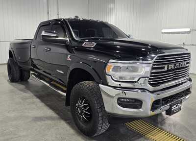 2019 RAM 3500 Crew Cab, $38995. Photo 4
