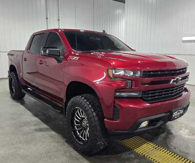 2021 Chevrolet 1500 Crew Cab, $29695. Photo 4