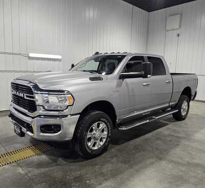 2020 RAM 2500 Crew Cab, $33995. Photo 2