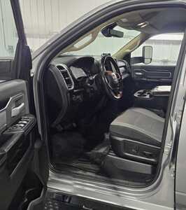 2020 RAM 2500 Crew Cab, $33995. Photo 7