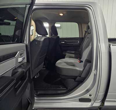 2020 RAM 2500 Crew Cab, $33995. Photo 8