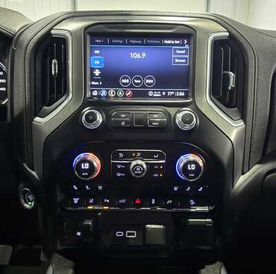 2023 GMC 3500 Crew Cab, $49995. Photo 11
