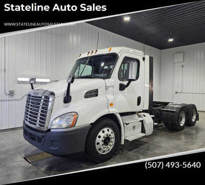 2015 Freightliner , $24995. Photo 1