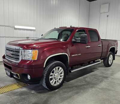 2013 GMC 2500 Crew Cab, $30995. Photo 2