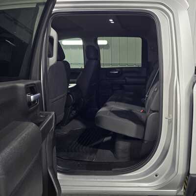 2020 Chevrolet 2500 Crew Cab, $36495. Photo 8