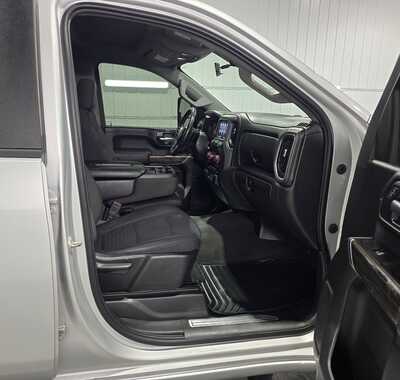 2020 Chevrolet 2500 Crew Cab, $36495. Photo 9