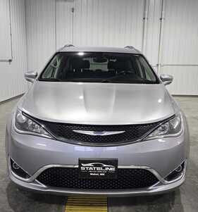 2018 Chrysler Pacifica, $14995. Photo 3
