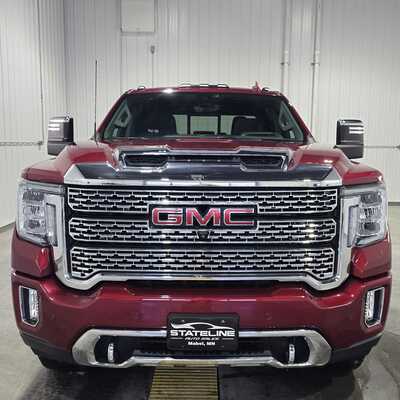 2020 GMC 2500 Crew Cab, $37995. Photo 3