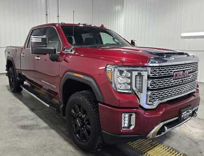2020 GMC 2500 Crew Cab, $37995. Photo 4