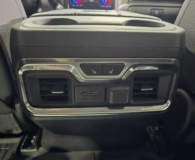 2020 GMC 2500 Crew Cab, $37995. Photo 12