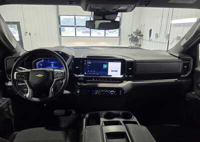 2024 Chevrolet 2500 Crew Cab, $46995. Photo 10