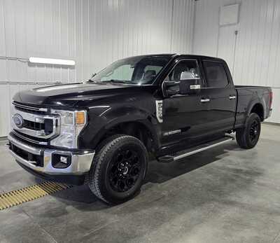 2020 Ford F350 Crew Cab, $42995. Photo 2