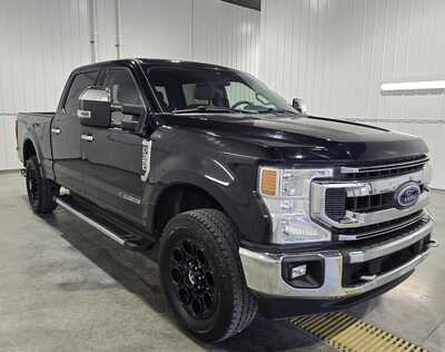 2020 Ford F350 Crew Cab, $42995. Photo 4