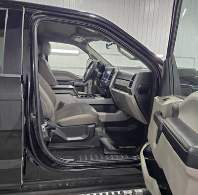 2020 Ford F350 Crew Cab, $42995. Photo 8