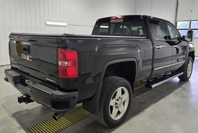 2015 GMC 2500 Crew Cab, $23995. Photo 5