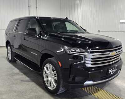 2021 Chevrolet Suburban, $40495. Photo 4