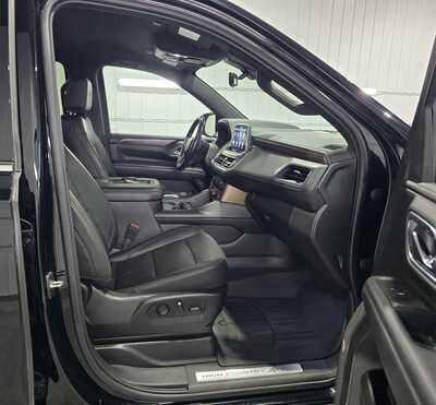 2021 Chevrolet Suburban, $40495. Photo 9
