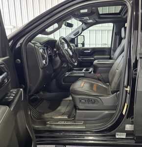 2022 GMC 3500 Crew Cab, $48495. Photo 7