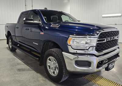 2022 RAM 2500 Crew Cab, $24495. Photo 4