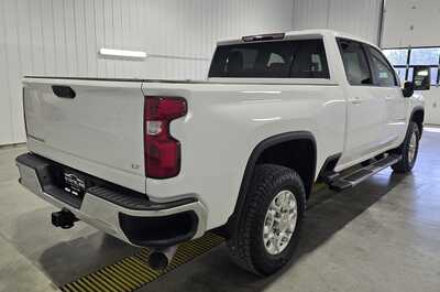 2024 Chevrolet 2500 Crew Cab, $44495. Photo 5