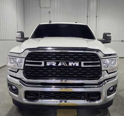 2024 RAM 2500 Crew Cab, $39995. Photo 3