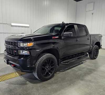 2021 Chevrolet 1500 Crew Cab, $35945. Photo 2