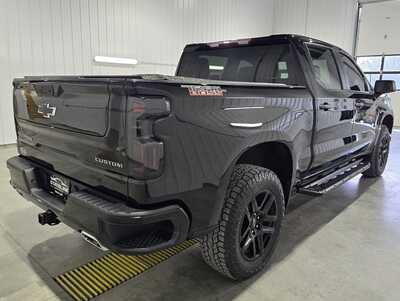 2021 Chevrolet 1500 Crew Cab, $35945. Photo 5