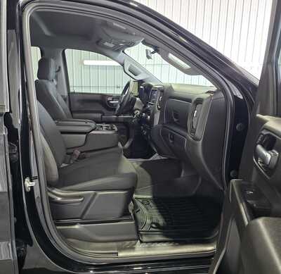 2021 Chevrolet 1500 Crew Cab, $35945. Photo 8