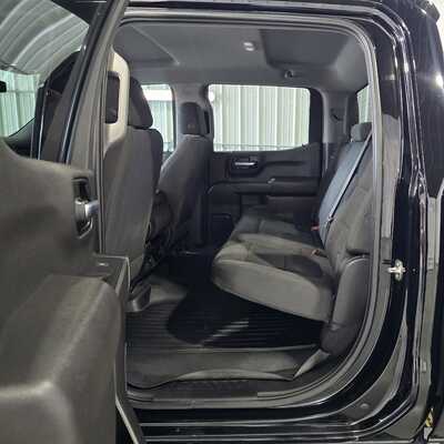 2021 Chevrolet 1500 Crew Cab, $35945. Photo 10