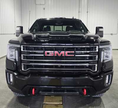 2023 GMC 2500 Crew Cab, $52995. Photo 3
