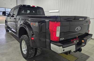 2017 Ford F350 Crew Cab, $43695. Photo 6
