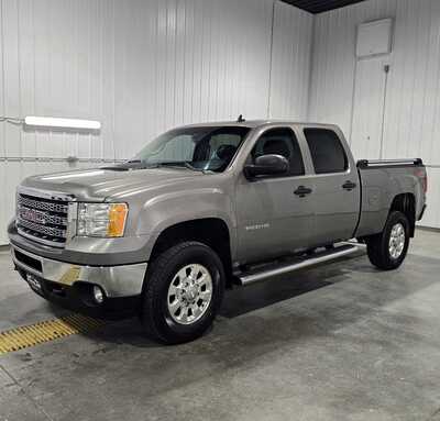 2013 GMC 2500 Crew Cab, $13995. Photo 2
